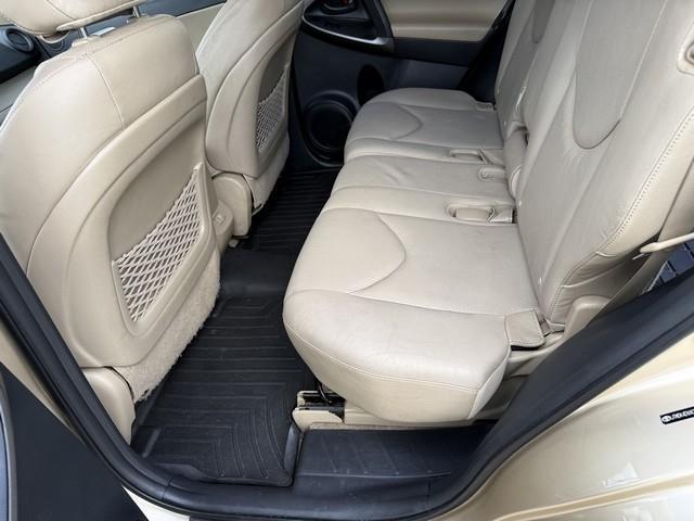 Toyota RAV4 Limited V6 4WD 2012