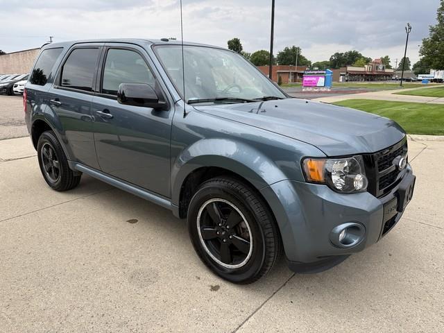 Ford Escape XLT 4WD 2012