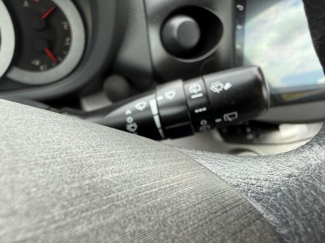 Toyota RAV4 Base I4 2WD 2010