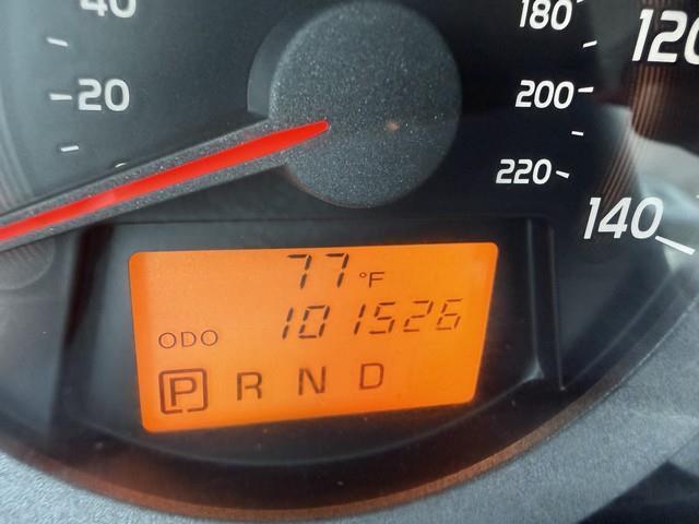 Toyota RAV4 Base I4 2WD 2010