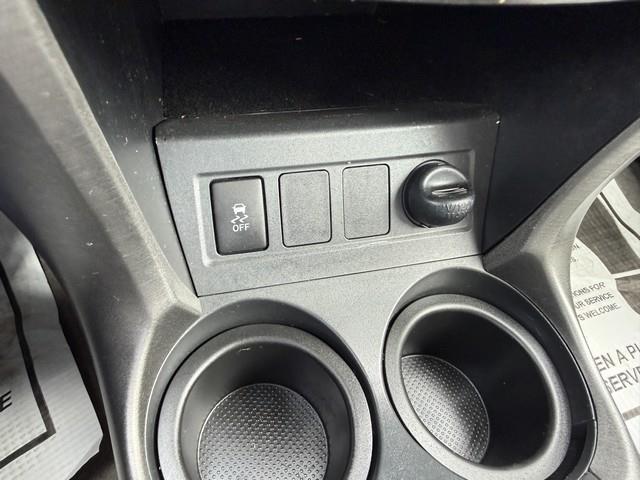Toyota RAV4 Base I4 2WD 2010
