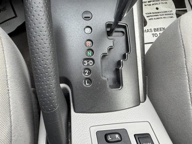 Toyota RAV4 Base I4 2WD 2010