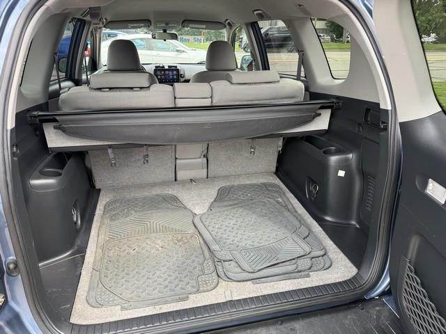Toyota RAV4 Base I4 2WD 2010