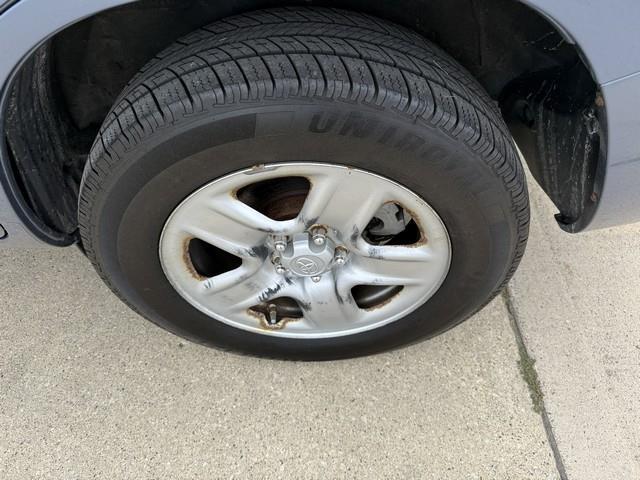Toyota RAV4 Base I4 2WD 2010
