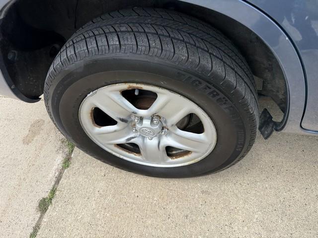Toyota RAV4 Base I4 2WD 2010