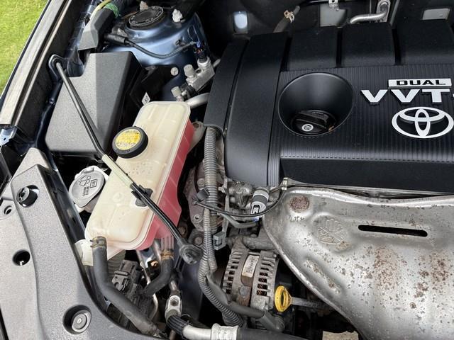 Toyota RAV4 Base I4 2WD 2010
