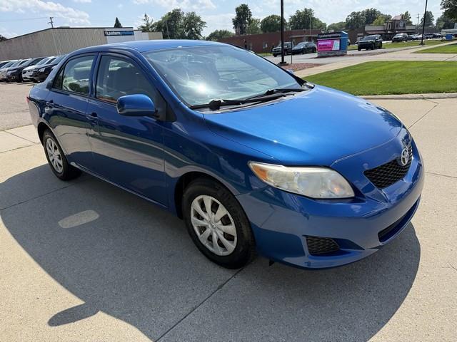 Toyota Corolla LE 4-Speed AT 2009