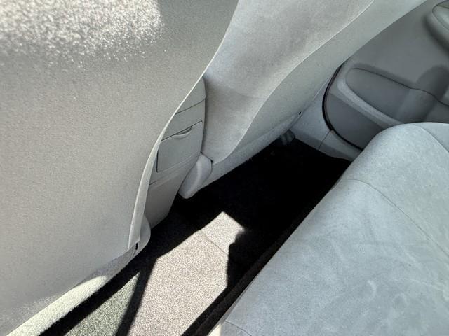 Toyota Corolla LE 4-Speed AT 2009