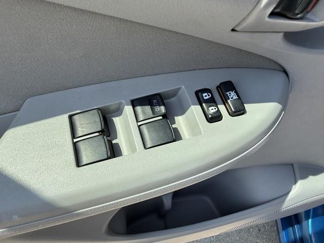 Toyota Corolla LE 4-Speed AT 2009