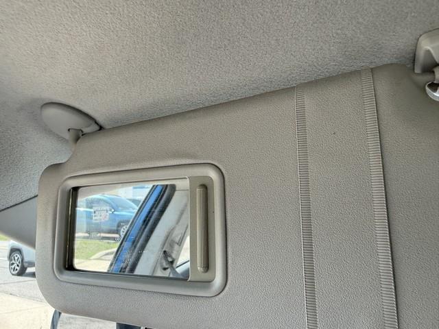 Toyota Corolla LE 4-Speed AT 2009
