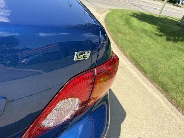 Toyota Corolla LE 4-Speed AT 2009