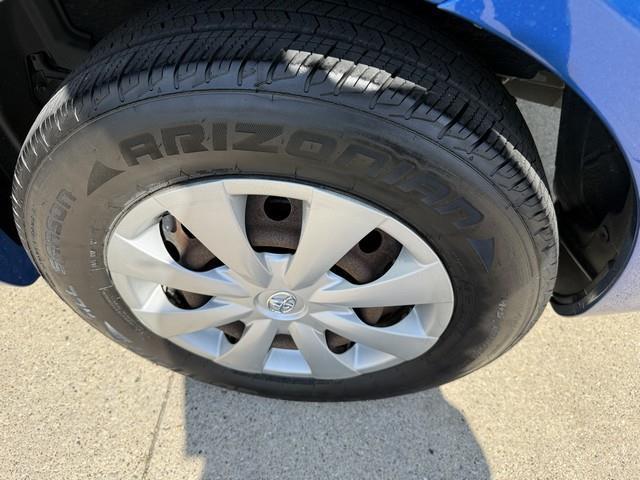 Toyota Corolla LE 4-Speed AT 2009