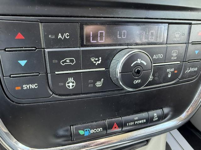Chrysler Town & Country Touring-L 2016