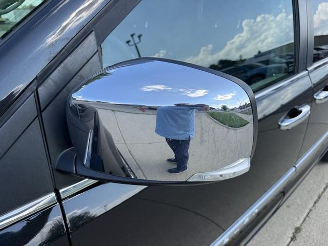 Chrysler Town & Country Touring-L 2016