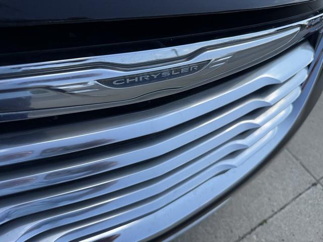 Chrysler Town & Country Touring-L 2016