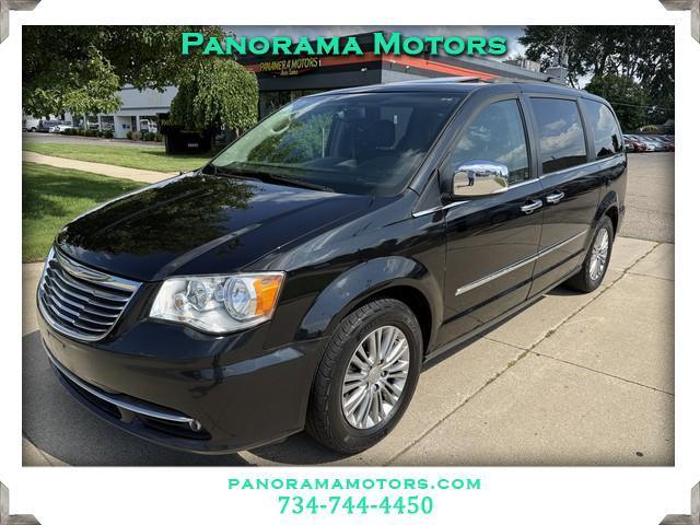 2016 Chrysler Town & Country Touring-L