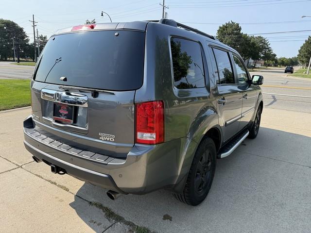 Honda Pilot Touring 4WD 5-Spd AT with DVD 2011