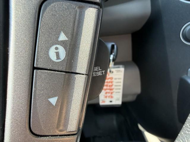 Honda Pilot Touring 4WD 5-Spd AT with DVD 2011