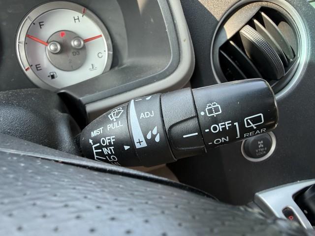 Honda Pilot Touring 4WD 5-Spd AT with DVD 2011
