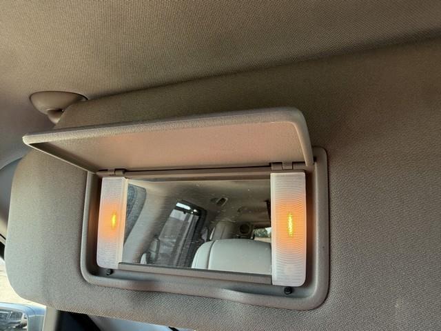 Honda Pilot Touring 4WD 5-Spd AT with DVD 2011