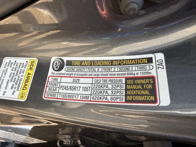 Honda Pilot Touring 4WD 5-Spd AT with DVD 2011