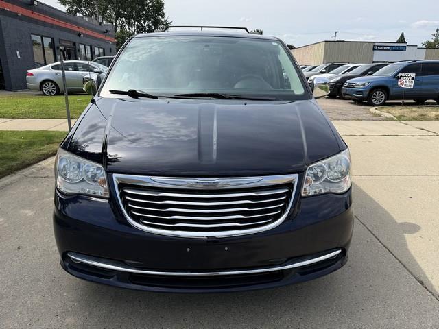 Chrysler Town & Country Touring-L 2015