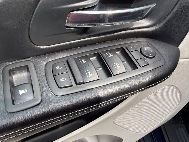 Chrysler Town & Country Touring-L 2015