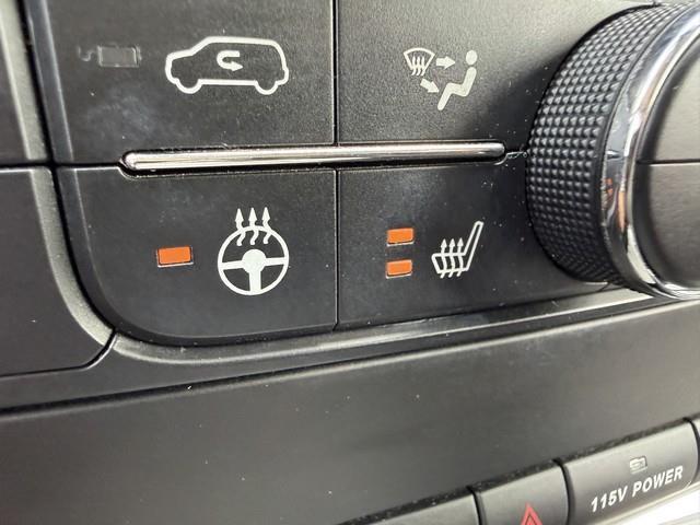 Chrysler Town & Country Touring-L 2015