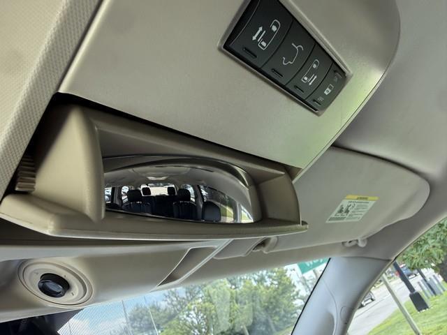 Chrysler Town & Country Touring-L 2015