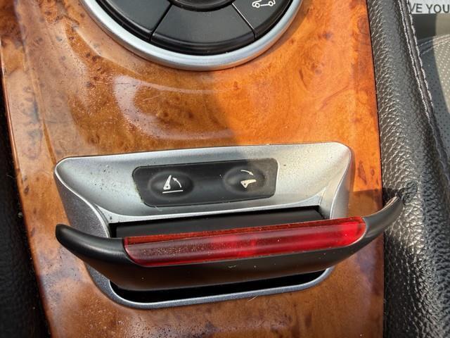 Mercedes-Benz SL-Class SL500 2006