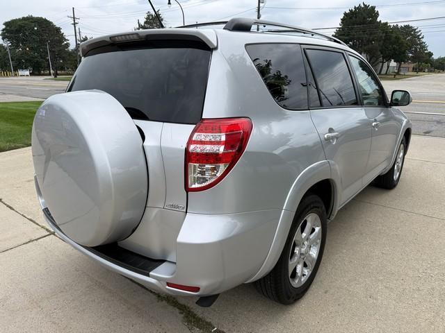 Toyota RAV4 Limited V6 4WD 2010