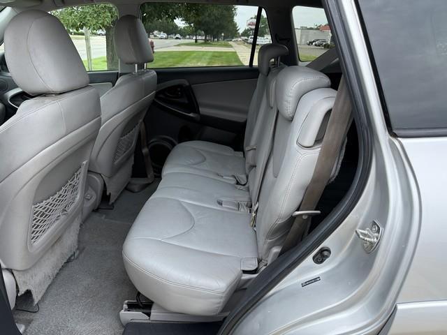 Toyota RAV4 Limited V6 4WD 2010