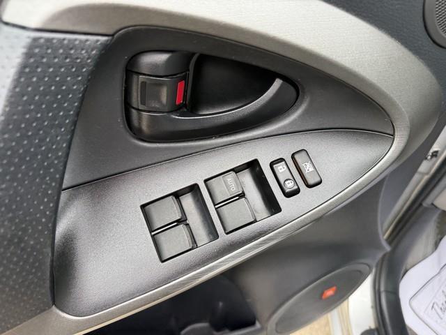 Toyota RAV4 Limited V6 4WD 2010