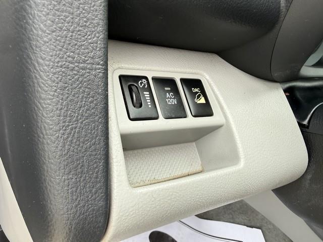 Toyota RAV4 Limited V6 4WD 2010