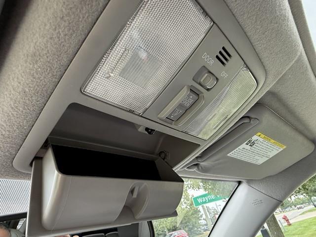 Toyota RAV4 Limited V6 4WD 2010