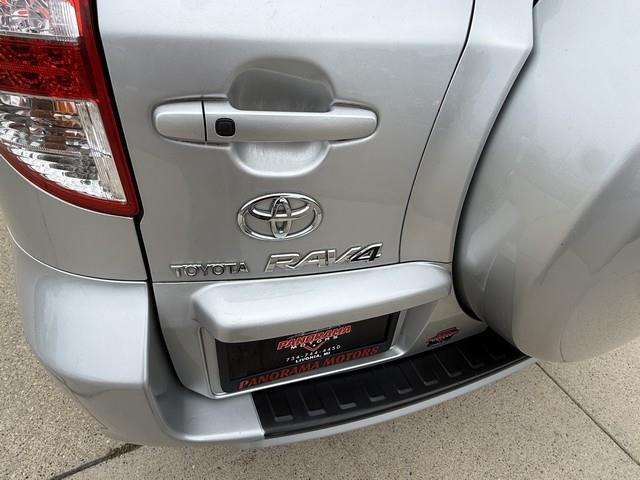 Toyota RAV4 Limited V6 4WD 2010