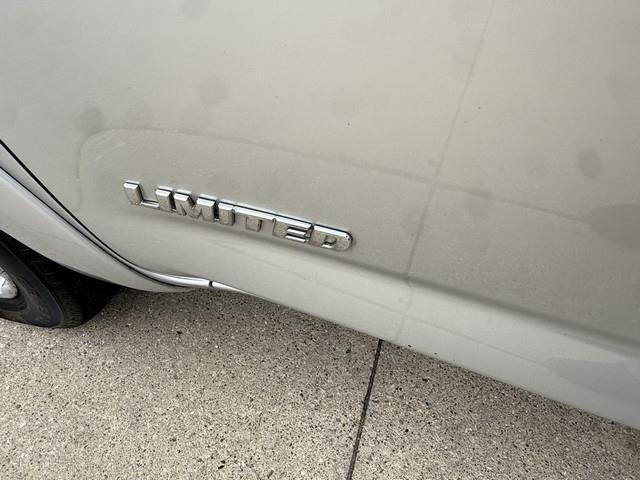 Toyota RAV4 Limited V6 4WD 2010