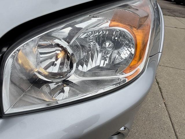 Toyota RAV4 Limited V6 4WD 2010
