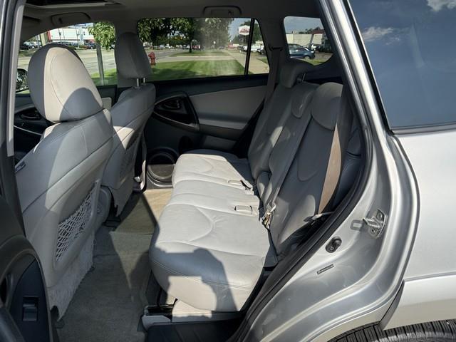 Toyota RAV4 Limited V6 4WD 2010
