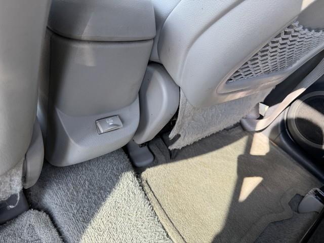 Toyota RAV4 Limited V6 4WD 2010