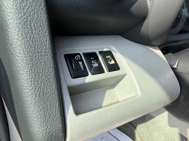 Toyota RAV4 Limited V6 4WD 2010