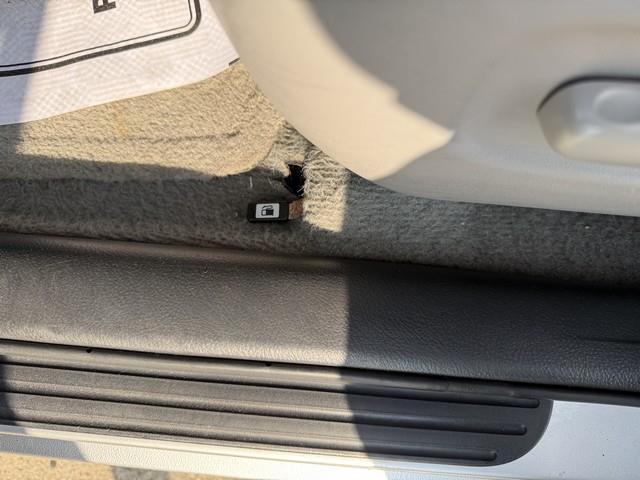 Toyota RAV4 Limited V6 4WD 2010