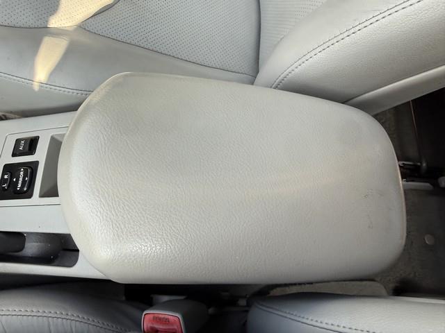 Toyota RAV4 Limited V6 4WD 2010