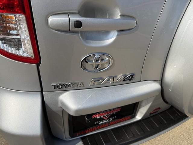 Toyota RAV4 Limited V6 4WD 2010