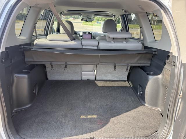 Toyota RAV4 Limited V6 4WD 2010