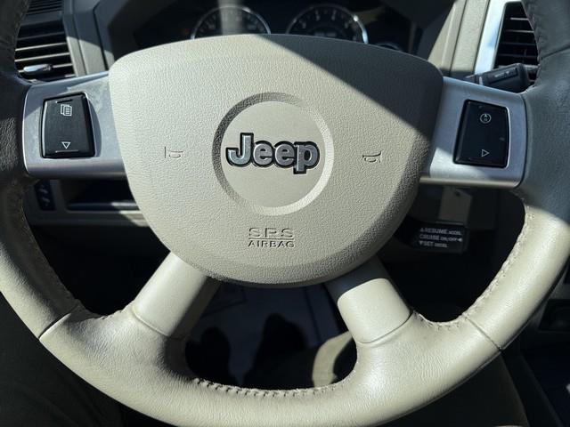 Jeep Grand Cherokee Laredo 4WD 2008