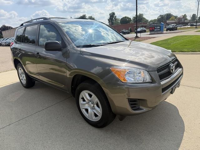 Toyota RAV4 Base I4 4WD 2009