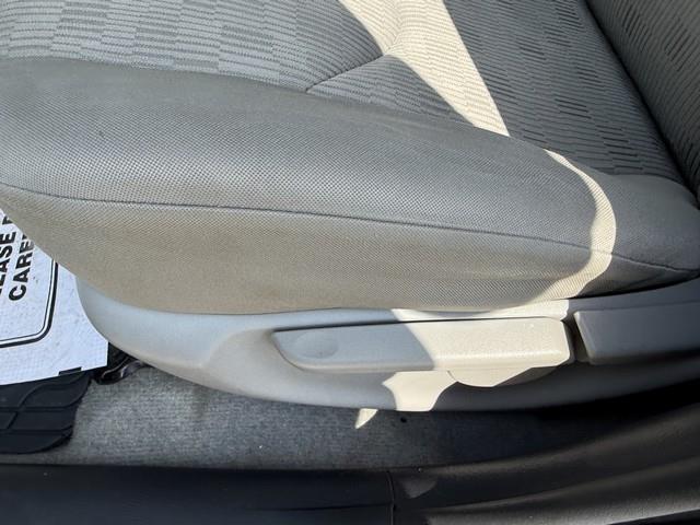 Toyota RAV4 Base I4 4WD 2009