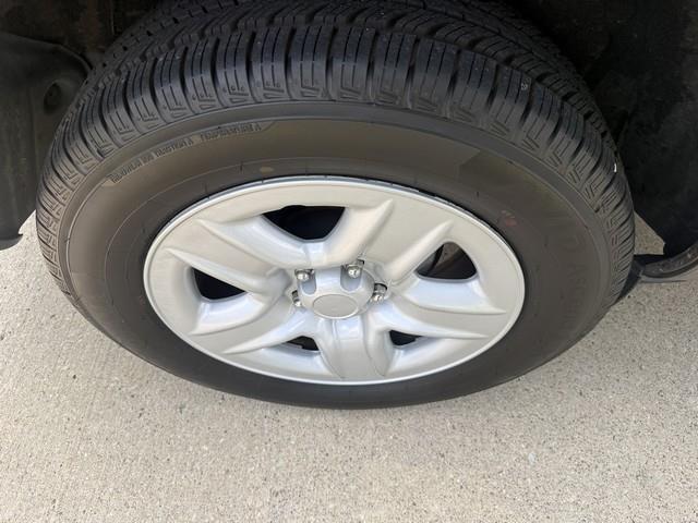 Toyota RAV4 Base I4 4WD 2009