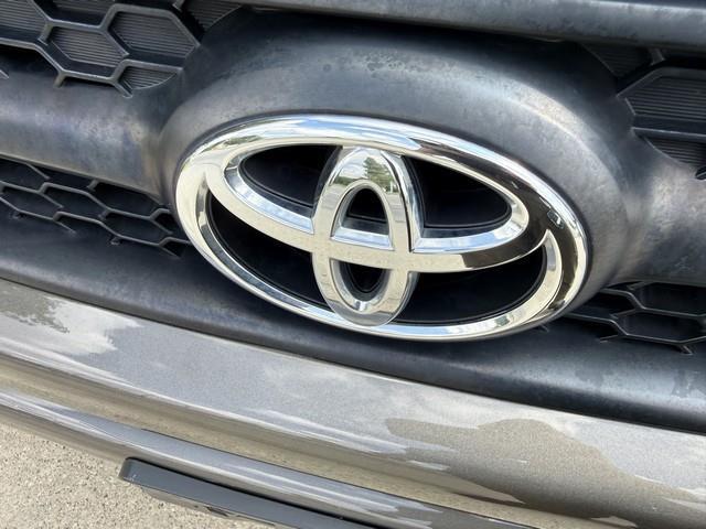Toyota RAV4 Base I4 4WD 2009